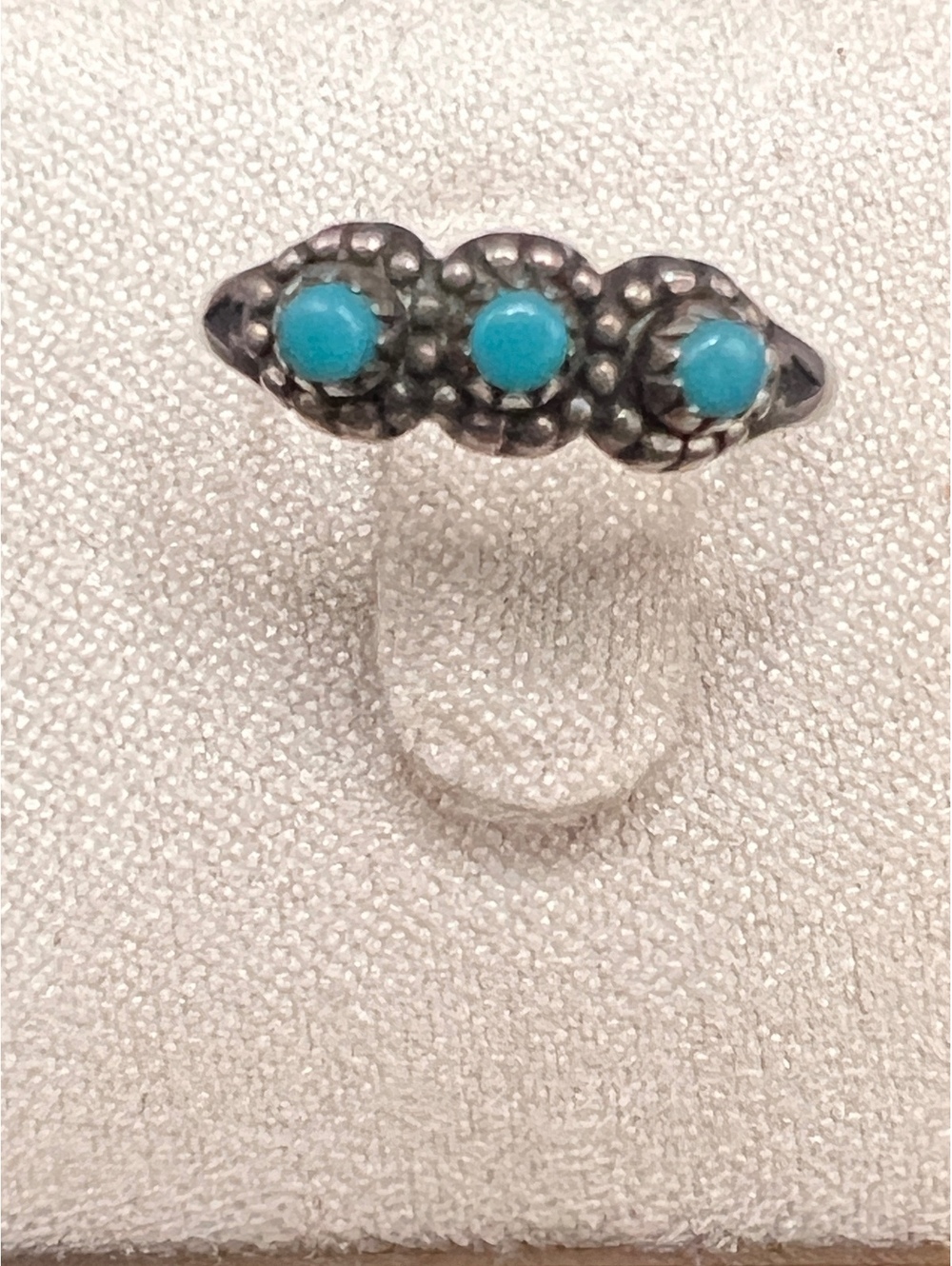 Vintage Sterling Silver 3 Stone Turquoise Petite Pinky Ring Size 2